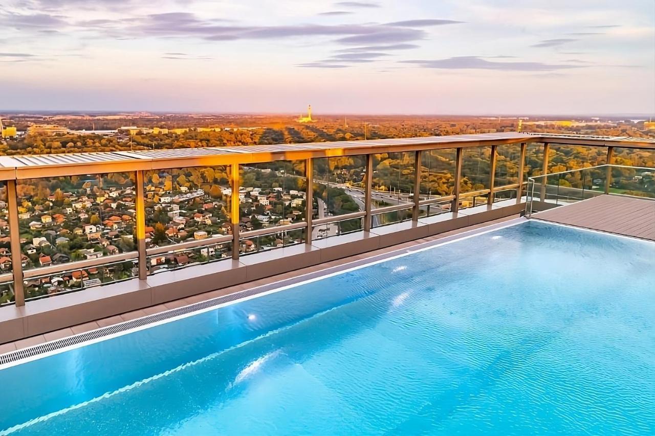 Mca Triiiple I Rooftop Pool I Free Parking I Netflix Виена Екстериор снимка