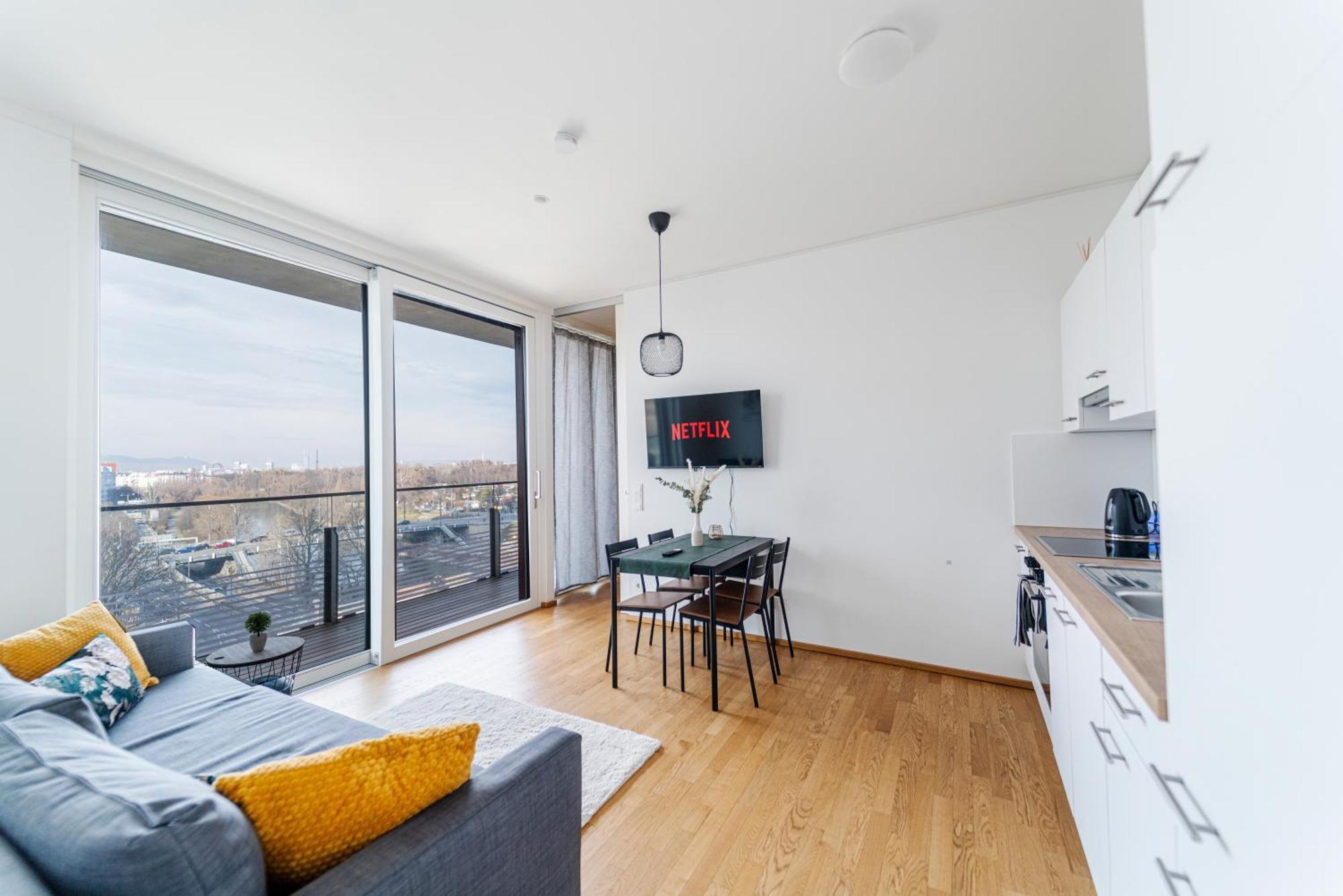 Mca Triiiple I Rooftop Pool I Free Parking I Netflix Виена Екстериор снимка